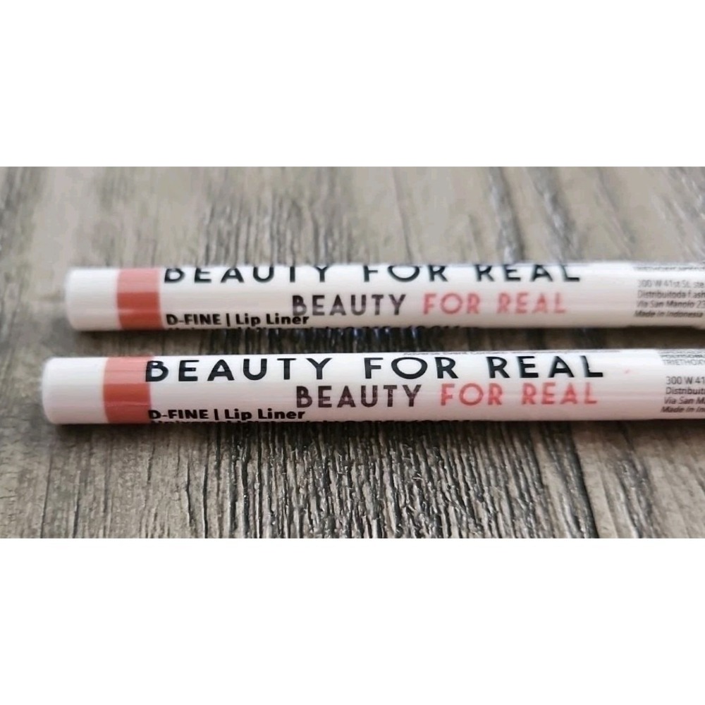 2X BEAUTY FOR REAL D-Fine Lip Liner In UNIVERSAL 0.011 OZ NWOB & Sealed - Picture 2 of 2